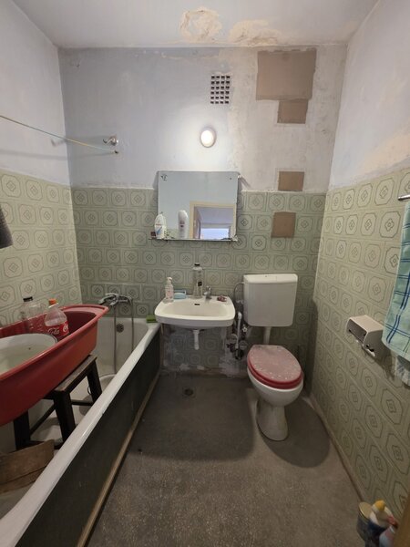 Drumul Taberei, pe Dealul Macinului, 5 minute metrou Constantin Brancusi,